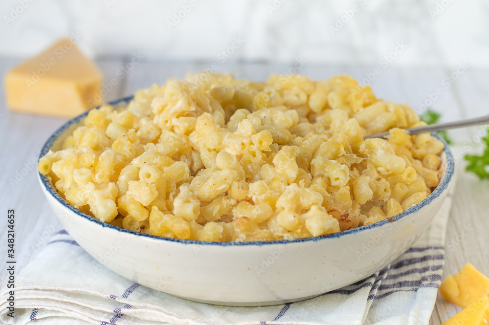 Easy Homemade Mac and Cheese Easy Homemade Mac and Cheese