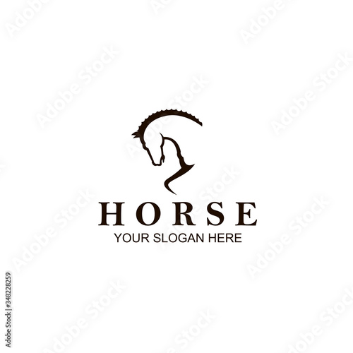 monochrome icon of horse head isolated on white background