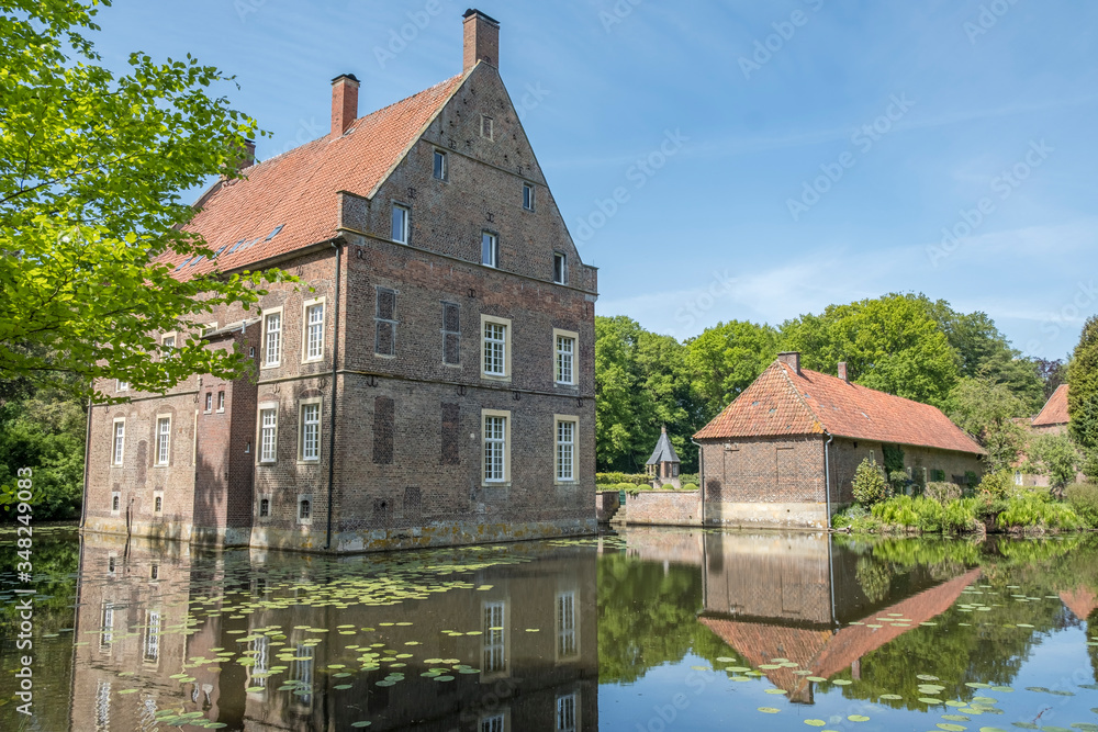 Fototapeta premium Wasserburg Haus Welbergen