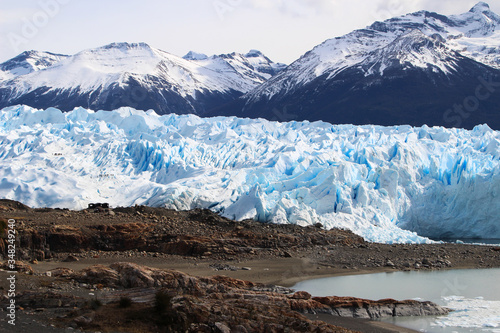 Auf den Gletschern des "Perito Moreno" in Patagonien, Argentinien.