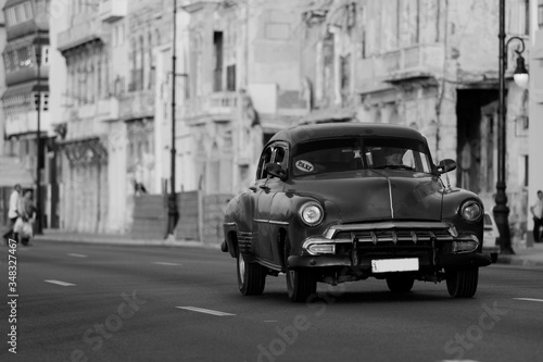 Classic old car on streets of Havana, Cuba © danmir12