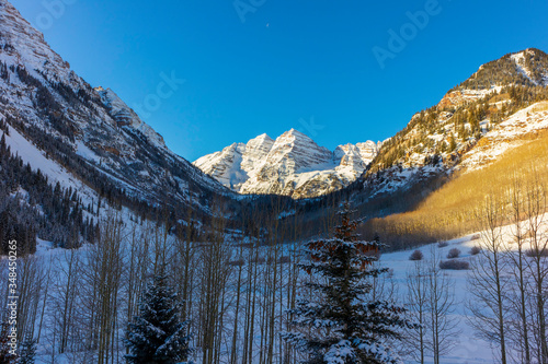 Snow covered rocky mountains in colorado, maroon bells 