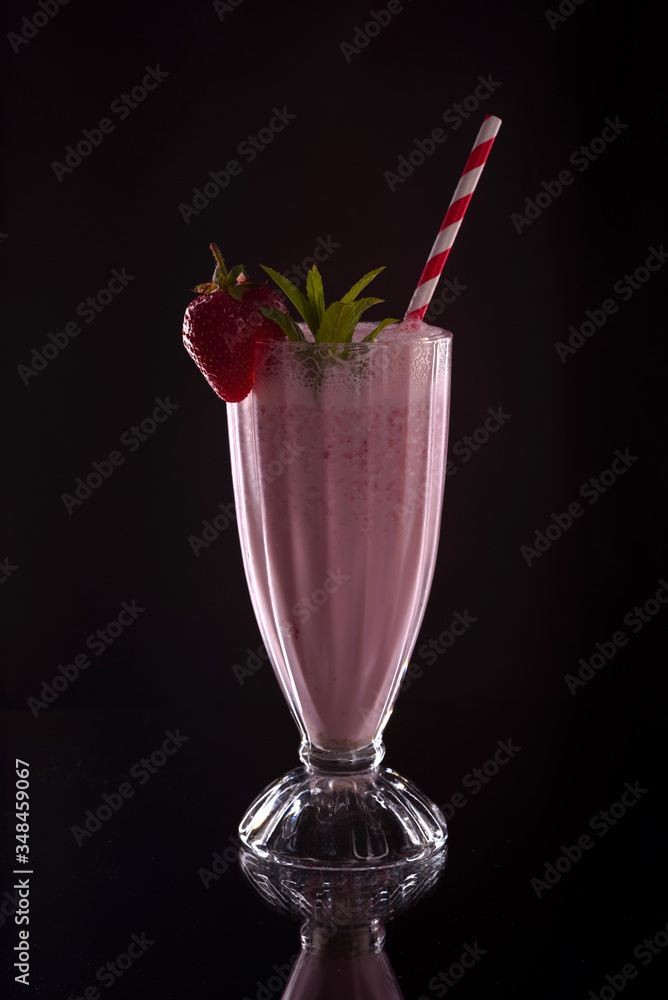 Cold refreshing strawberry ice fresh with cocktail tube Cold refreshing strawberry ice fresh with cocktail tube