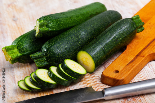 Courgettes with chopped slices