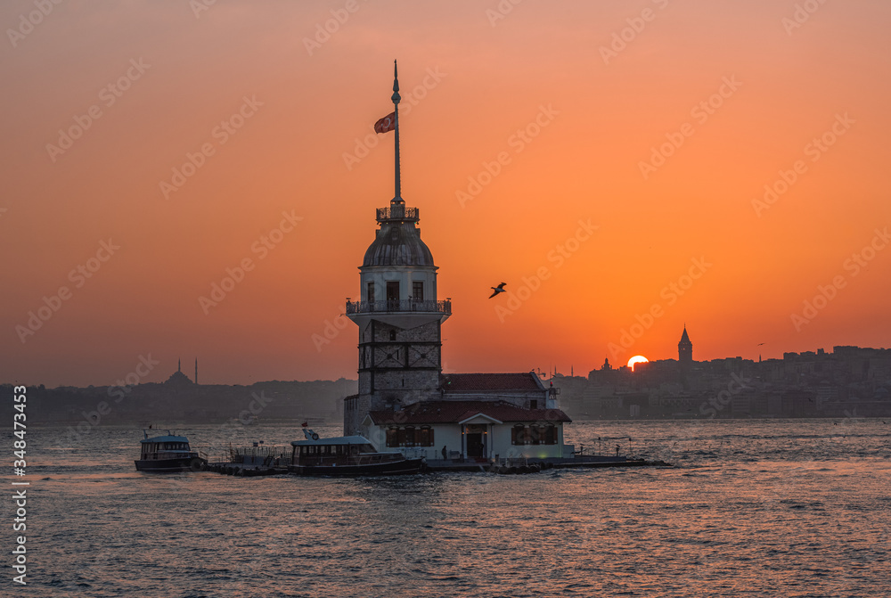 Maiden Tower (kiz kulesi ) on the sunset, Istanbul, Turkey .