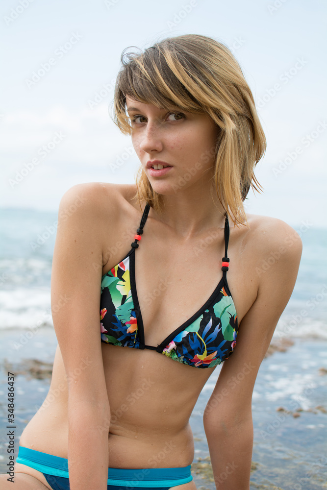 chica playa bañador chica playa bañador