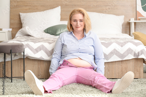 Troubled overweight woman i...