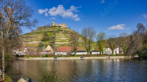 Verschiedene Blickwinkel auf die Burgruine von Staufen im Breisgau