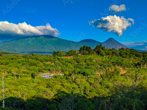 Volcán de Izalco cerro verde y volcán de Santa Ana visto desde mirador de Salcaotitan Sonsonate El Salvador