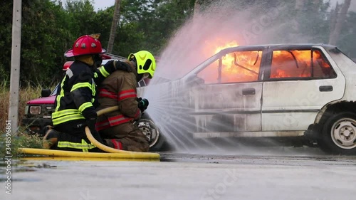 Firefighter,Firemen fighting
