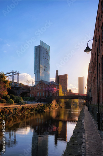 Tela historical Castlefield quartier deansgate in greater manchester city, view on ca