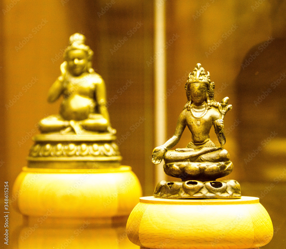 Hindu religious figures made of precious metal