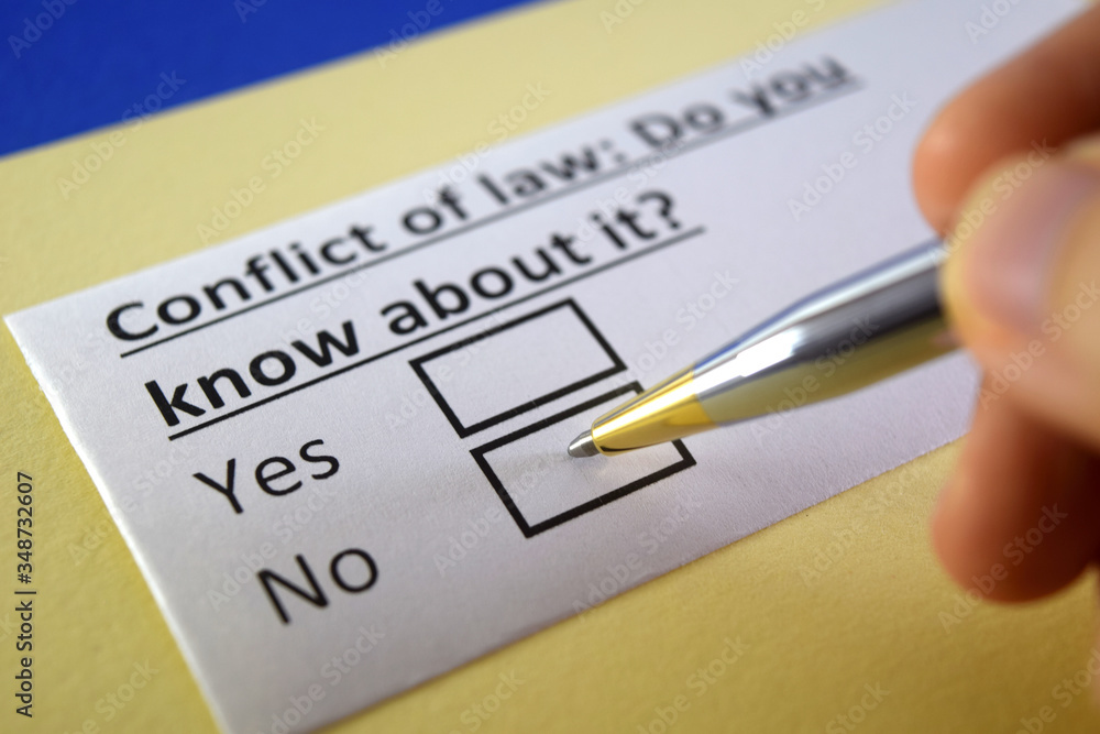 One person is answering question about comflict of law. One person is answering question about comflict of law.