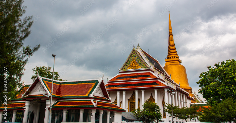 Fototapeta premium Wat Somanasrajavaravihara, view of the temple, Thailand