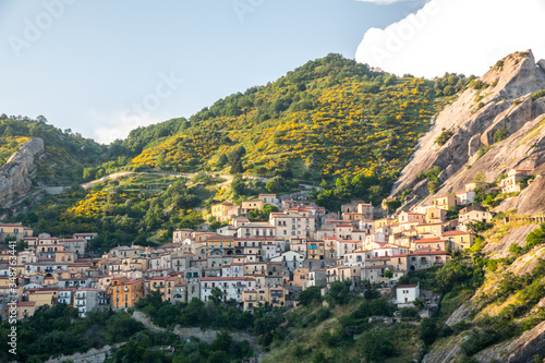Panoramic view of Castelmezzano, tipical italian little village on appenini mountains, province of Potenza, in the Southern Italian region of Basilicata © Cesare Palma