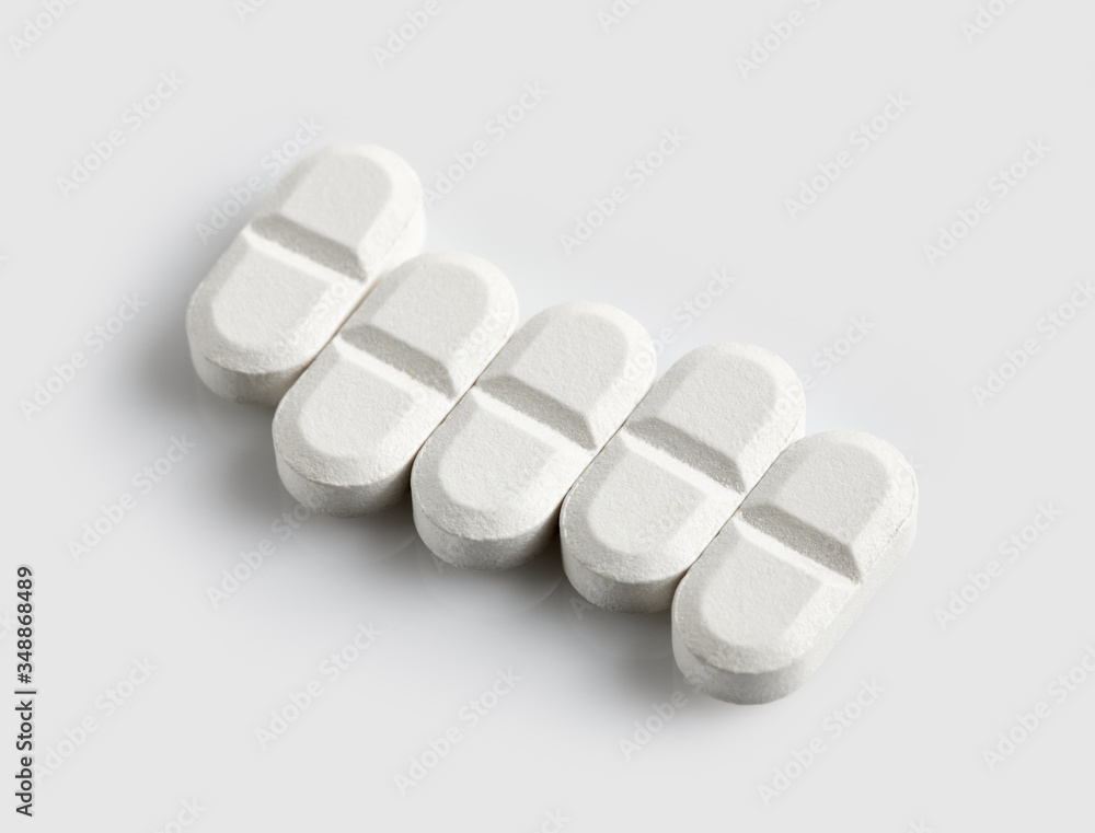 Pills lay on table. Antibacterials pills, capsules of medicine. Pharmaceuticals antibiotics pills medicine. Pills lay on table. Antibacterials pills, capsules of medicine. Pharmaceuticals antibiotics pills medicine.