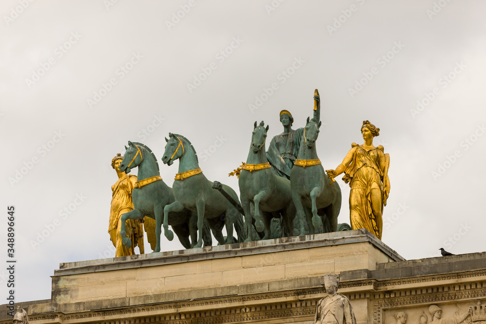Obraz premium statue of king