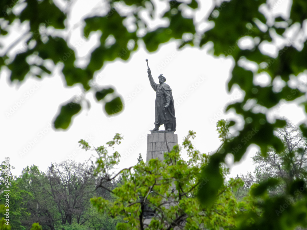 Monument to Bogdan Khmelnitsky in the city of Chigirin