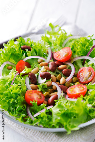 サラダ　vegetable salad 