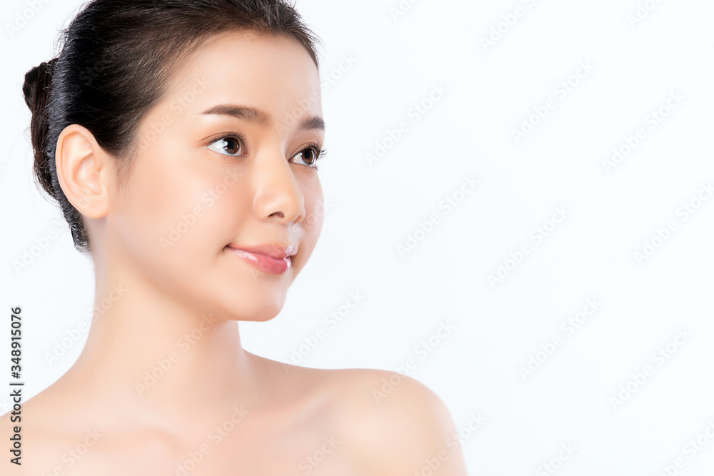 close up Beauty Woman face Portrait, Beautiful Young Asian Woman with Clean Fresh Healthy Skin, Facial treatment. Cosmetology, beauty and spa, isolated on white background close up Beauty Woman face Portrait, Beautiful Young Asian Woman with Clean Fresh Healthy Skin, Facial treatment. Cosmetology, beauty and spa, isolated on white background