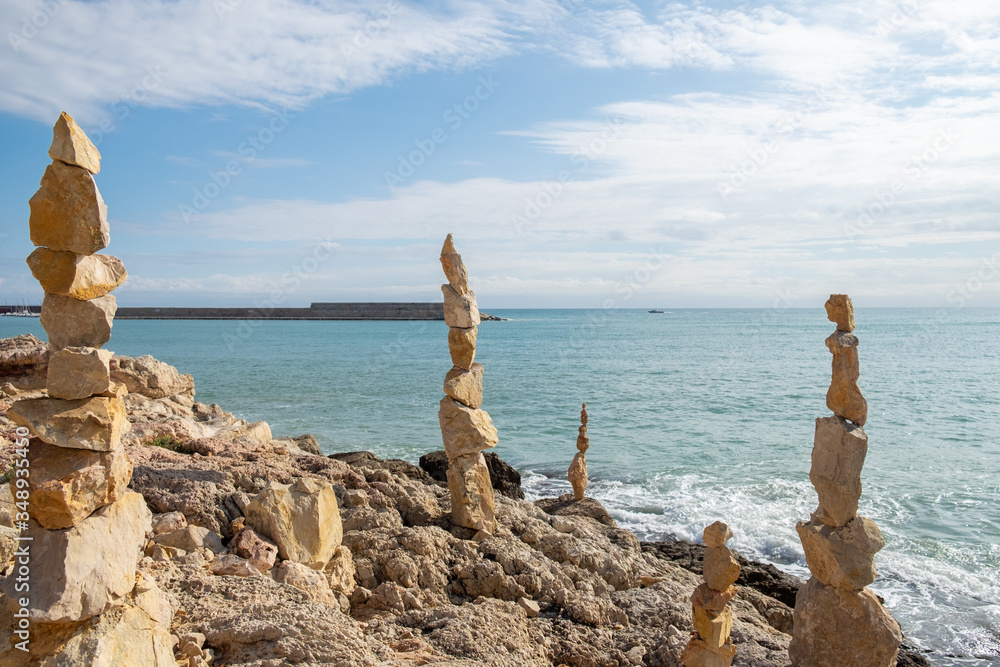 Stone sculptures in Zen balance on the south coast of Peñíscola, Mediterranean Sea
Stone sculptures in Zen balance on the south coast of Peñíscola, Mediterranean Sea