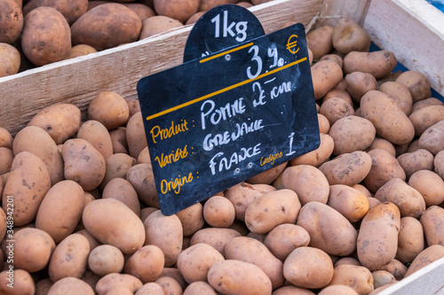 Kartoffeln auf dem Markt in Frankreich