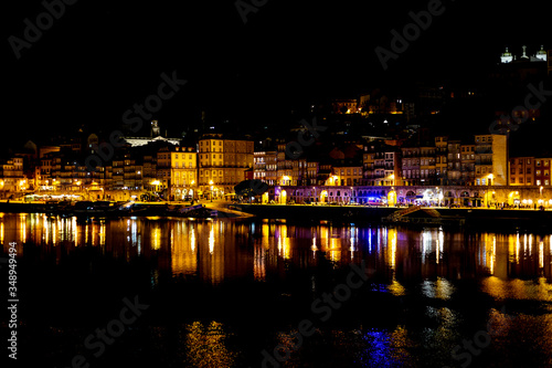 Nocturna de Oporto © aguifoto73