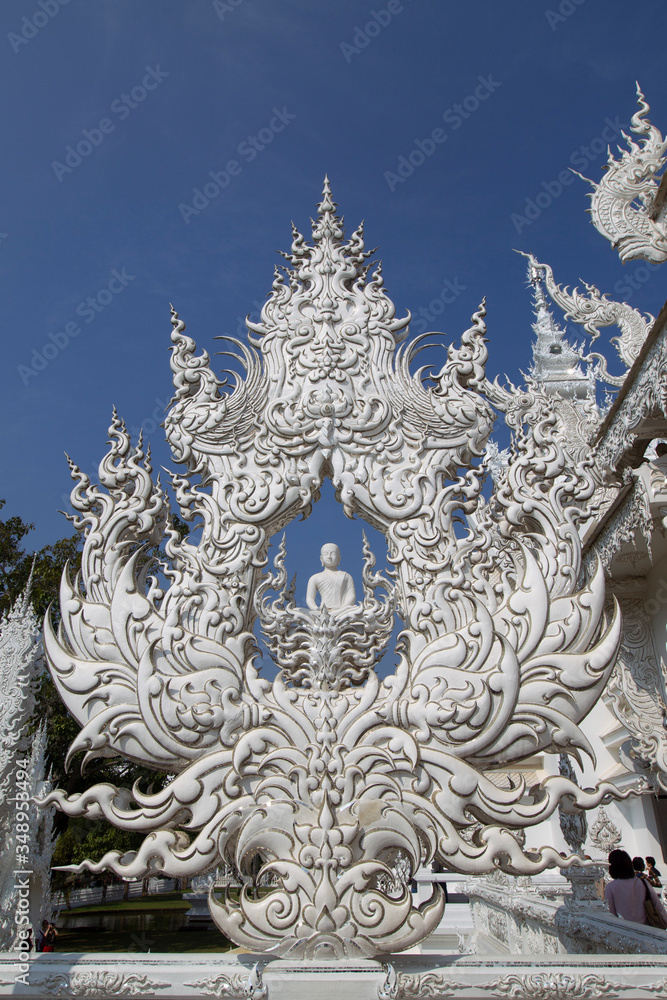 Fototapeta premium White temple of Wat Rong Khun, Thailand