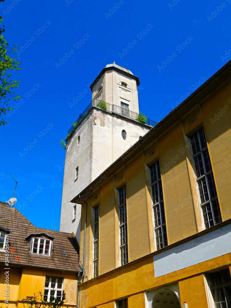Verlassene Gebäude vor dem Wideraufbau Verlassene Gebäude vor dem Wideraufbau