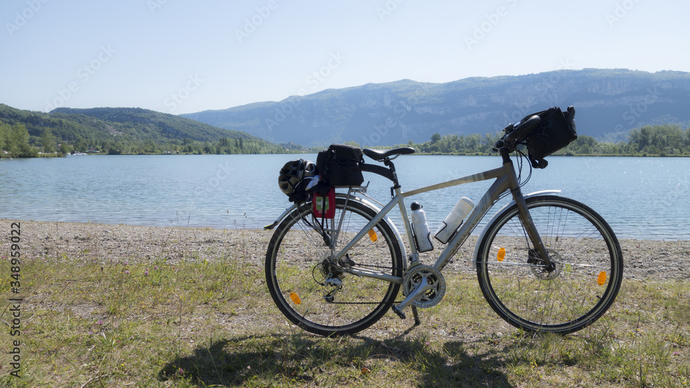 Voyage à vélo sur les routes du Bugey