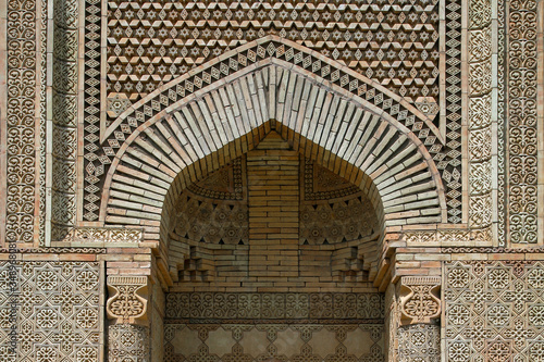Allphotokz Mausoleum Aisha Bibi 20060523 7630 5D S1