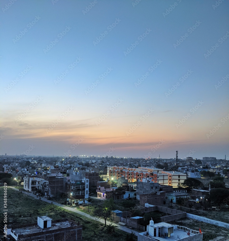 Fototapeta premium Sunset view of the city