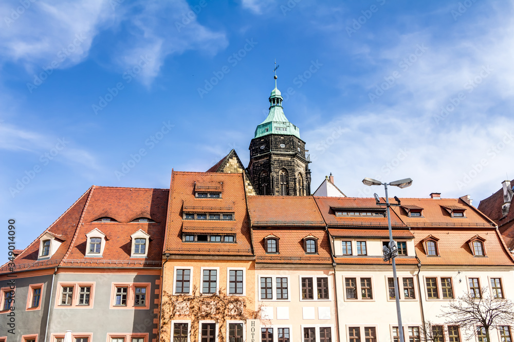 Die Altstadt von Pirna mit der Stadtkirche St. Marien in Sachsen