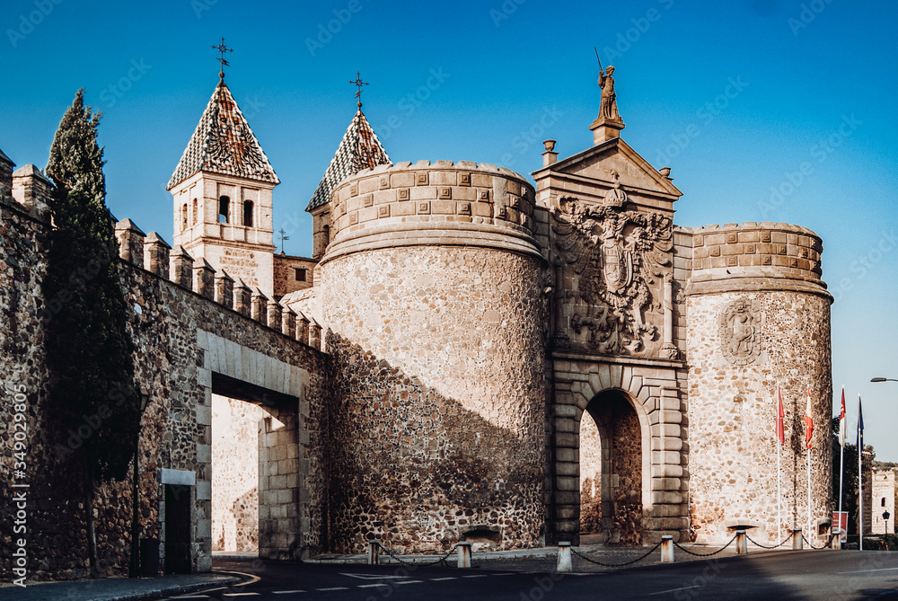 Puerta de las Bisagras, Toledo