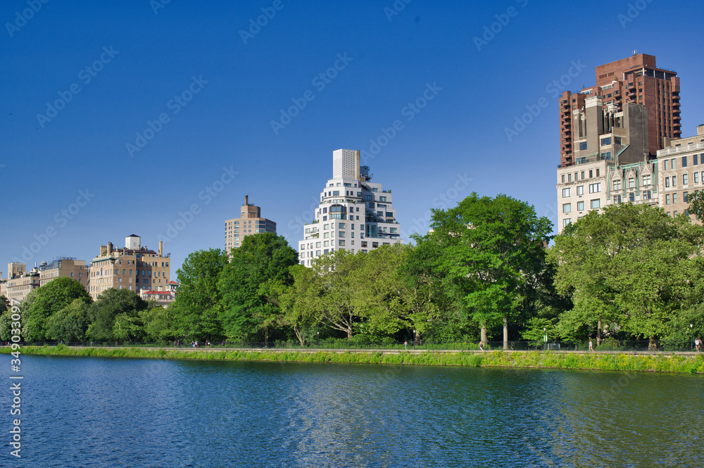 Obraz premium widok na Nowy Jork z rzeki Manhattan