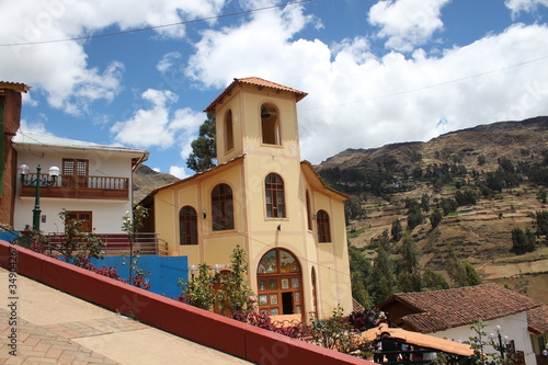 iglesia en la provincia d anra -ancahs sierra d Peru ciudad situada a 3172 m d altura pueblito trankilo photo