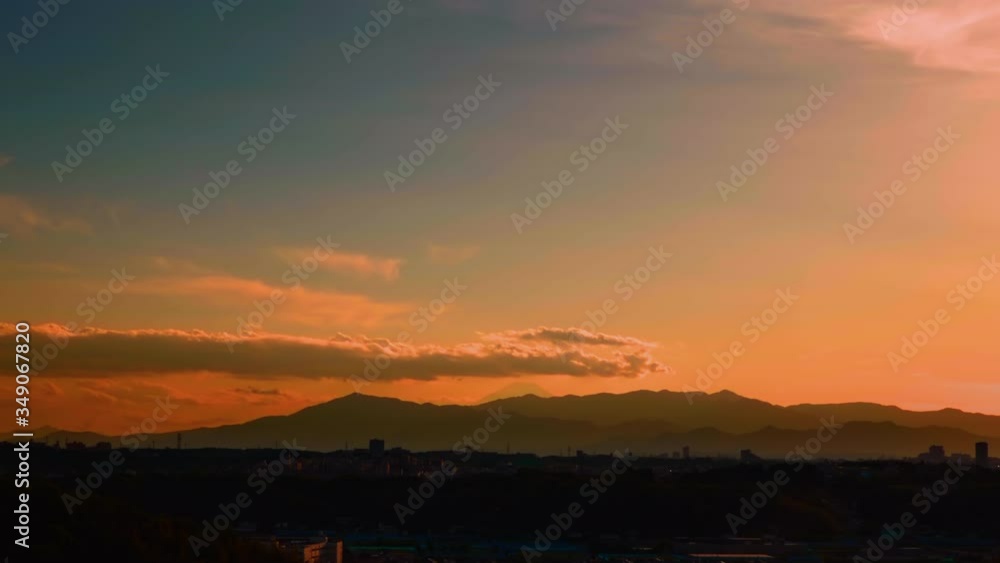 横浜郊外の夕暮れの風景 横浜郊外の夕暮れの風景