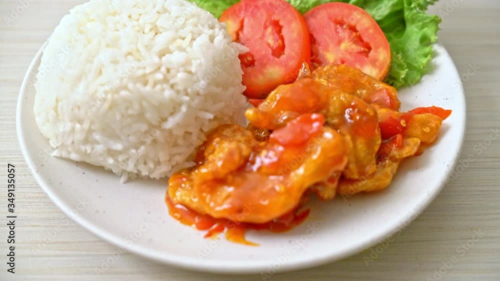 Fried fish topped with three flavors (sweet, sour, spicy) chili sauce Fried fish topped with three flavors (sweet, sour, spicy) chili sauce