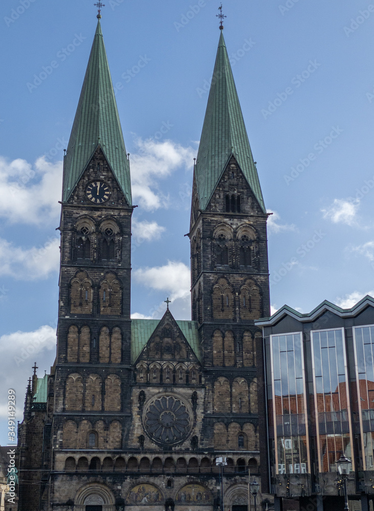 Der romanische St.Petri Dom in Bremen