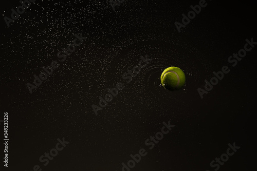 ball spin with water © pankaj