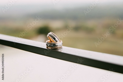 wedding rings 