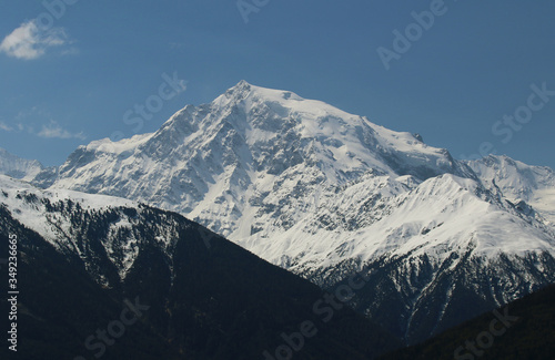 Ortler  K  nig Ortler  Gipfel  h  chster Berg der Ostalpen  Vinschgau  S  dtirol  Italien  Gletscher  gesehen von der Malser Haide