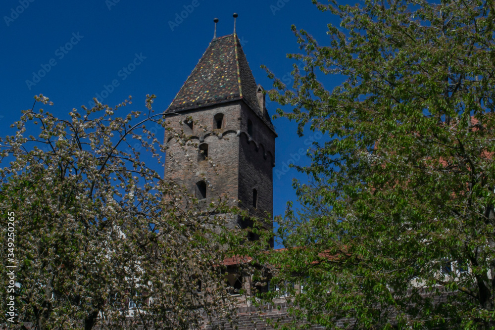 The Metzerturm tower in Germany in the city of Ulm, is also known as the “leaning tower of Ulm”.
