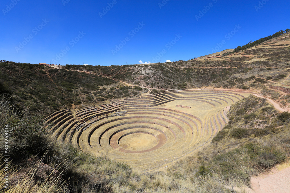 Moray, the singular craters handmade by the Incas Moray, the singular craters handmade by the Incas