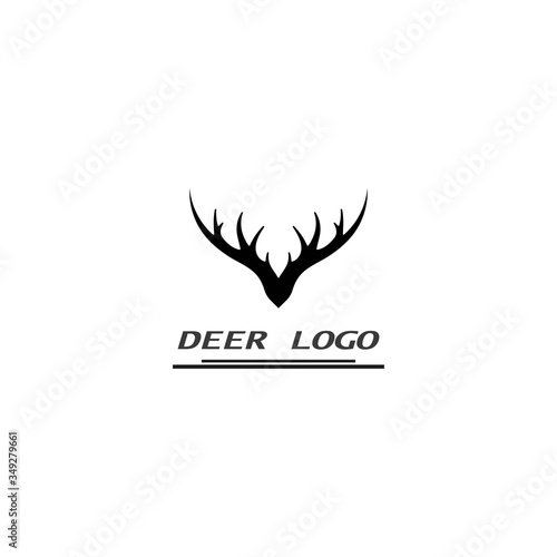 Deer logo template vector icon illustration