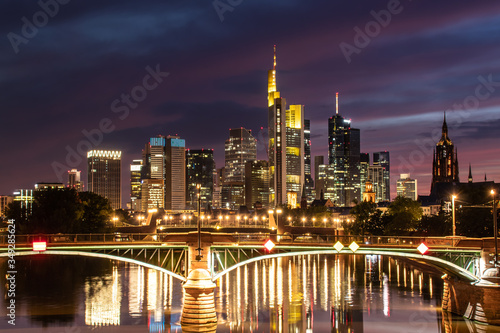 Fototapeta Naklejka Na Ścianę i Meble -  iluminated frankfurt skyline