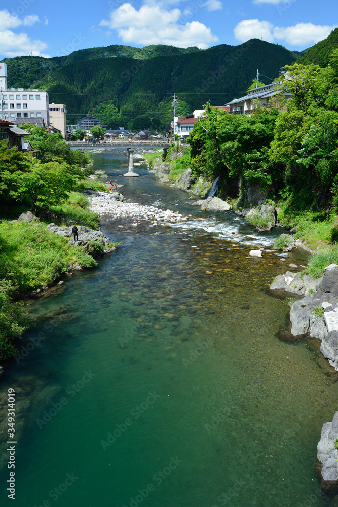 Fototapeta premium 郡上市・吉田川