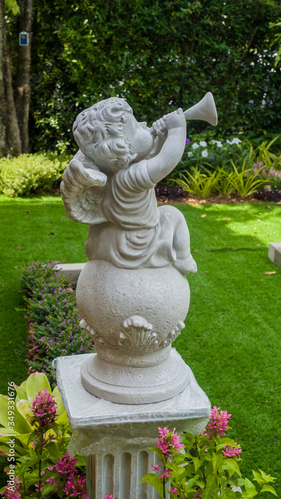 Child statues for garden decoration Child statues for garden decoration