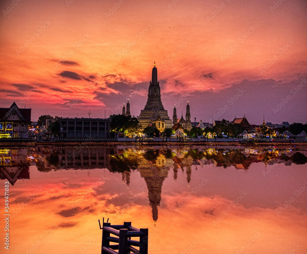 Sonnenuntergang am Wat Arun