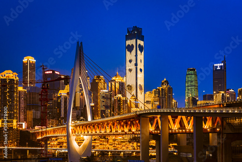 Fotografie chongqing bridge at night